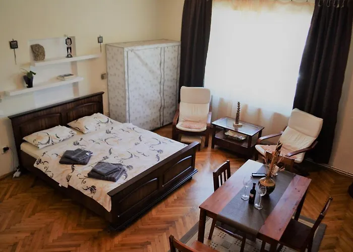Studio Brasov Апартаменты *